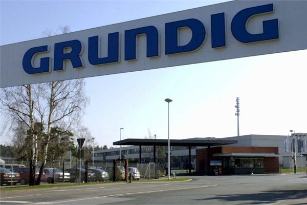 grundig_fabrika